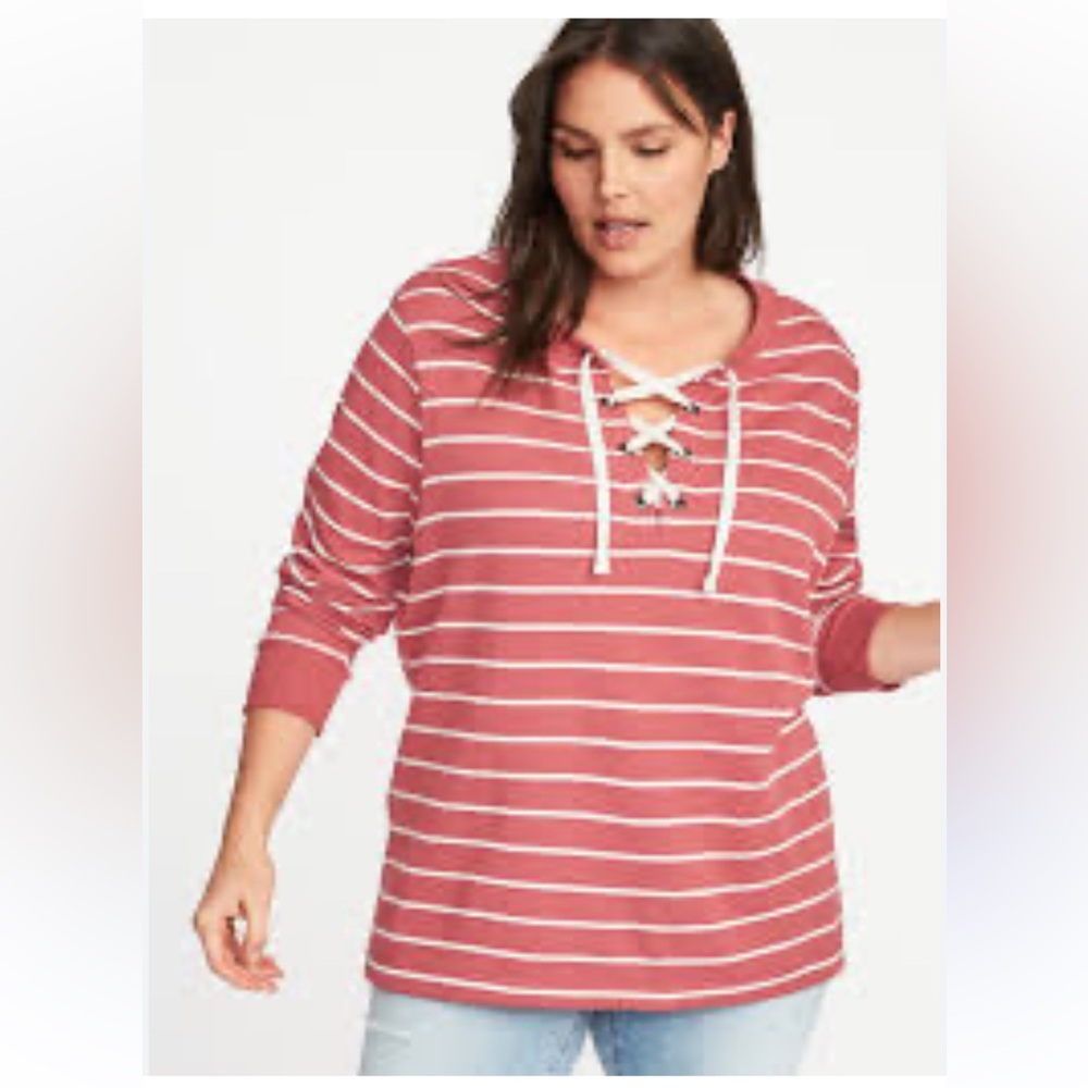 Old Navy Red and White Knit Top
